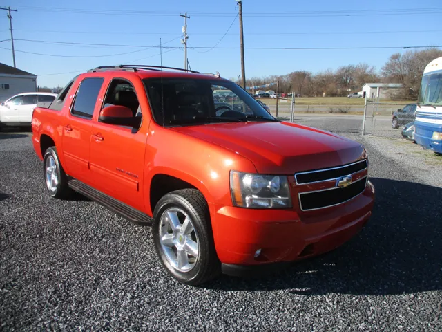 2011 Chevrolet Avalanche LT