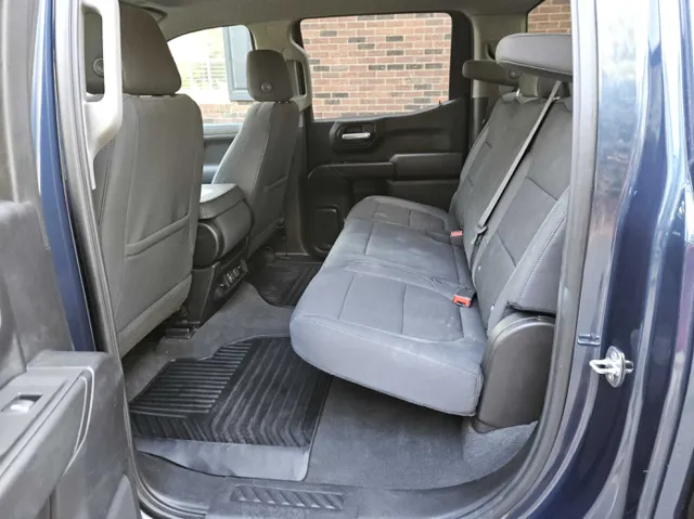 2021 Chevrolet Silverado 1500 LT photo 21