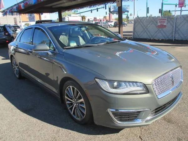 2017 Lincoln MKZ Select's photo