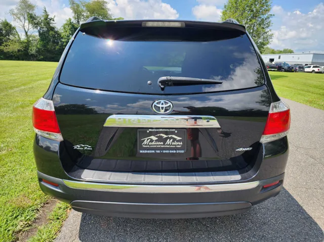 2013 Toyota Highlander Base Hybrid photo 3