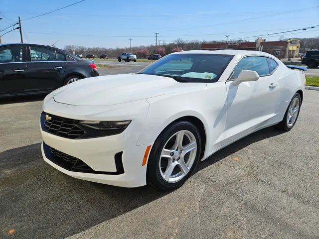 2020 Chevrolet Camaro 1LT's photo