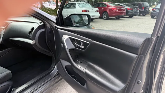 2017 Nissan Altima S - Photo 52