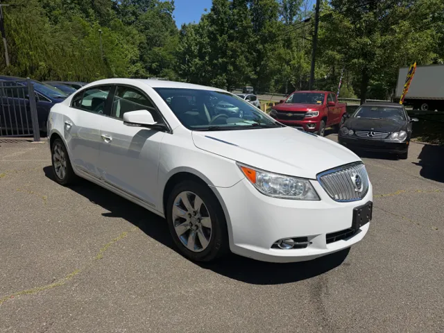 2010 Buick LaCrosse CXL's photo