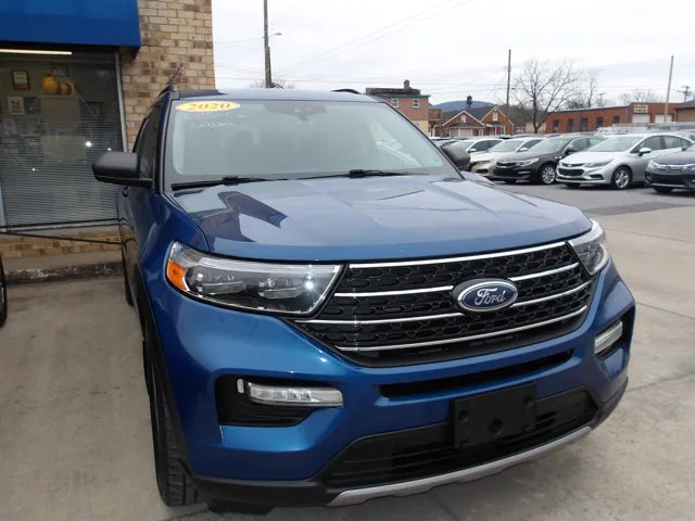 2020 Ford Explorer XLT's photo