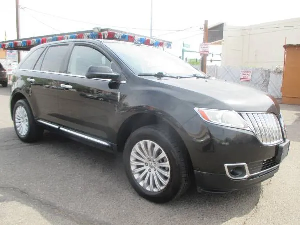 2013 Lincoln MKX Base