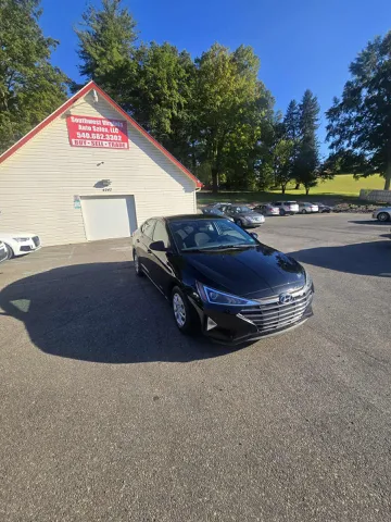 2019 Hyundai Elantra SE