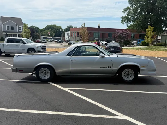 1987 Chevrolet El Camino - Photo 8