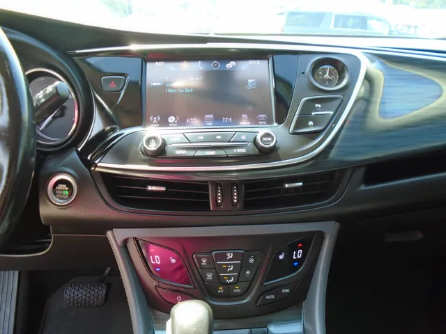 2019 Buick Envision Essence - Photo 14