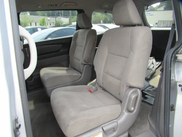 2013 Honda Odyssey LX - Photo 12
