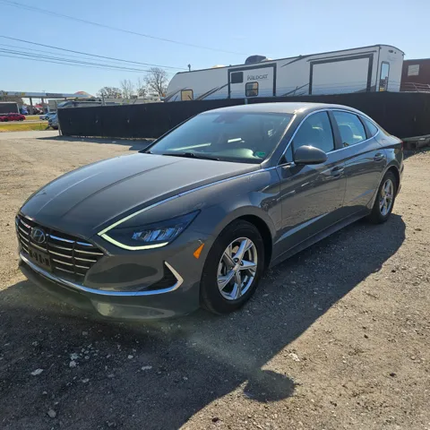 2020 Hyundai Sonata SE's photo