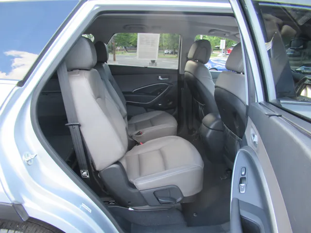 2015 Hyundai Santa Fe Limited - Photo 17