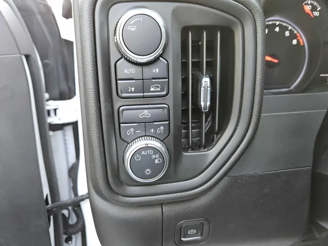 2023 GMC Sierra 1500 Pro - Photo 17