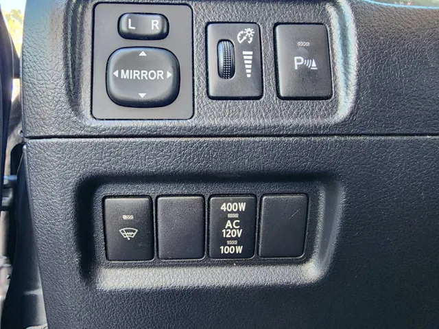 2014 Toyota 4Runner Limited - Photo 26