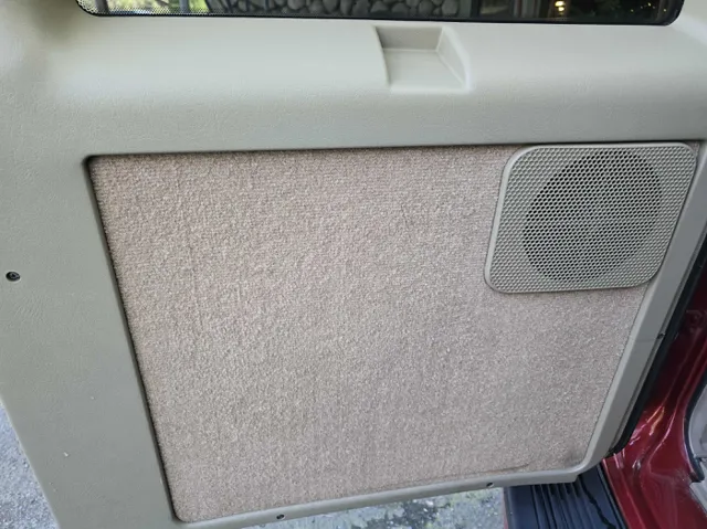1997 Chevrolet Astro - Photo 22