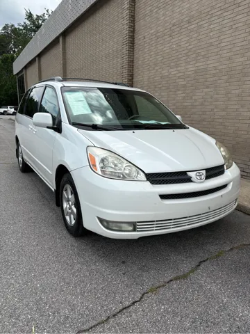 2005 Toyota Sienna