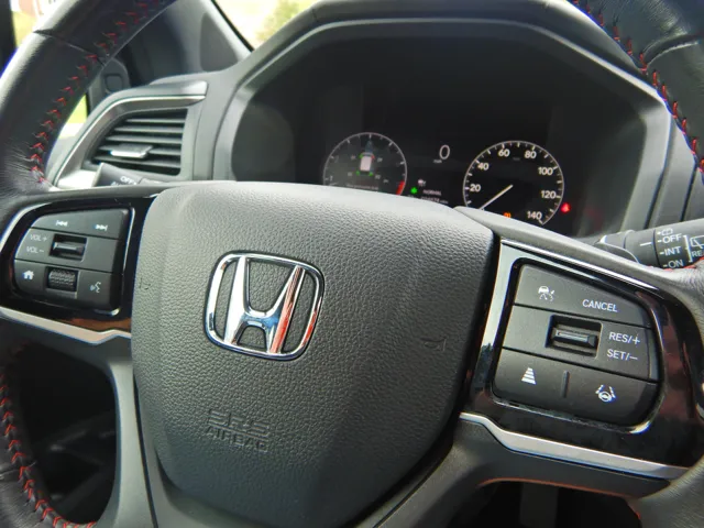 2025 Honda Odyssey Sport L - Photo 19