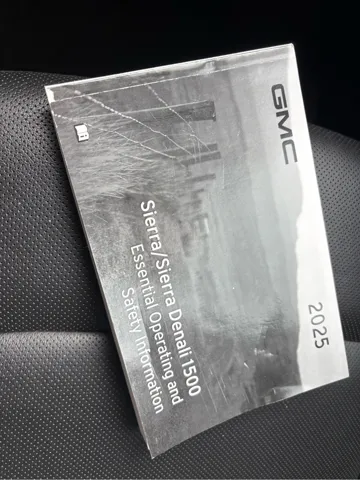 2025 GMC Sierra 1500 SLT - Photo 28