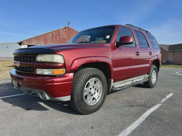 2003 Chevrolet Tahoe LS's photo
