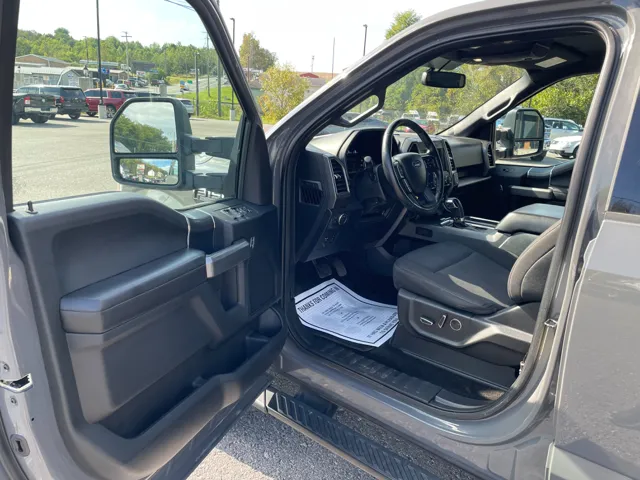 2018 Ford F-150 photo 12