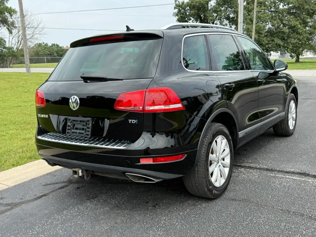 2011 Volkswagen Touareg Sport - Photo 18