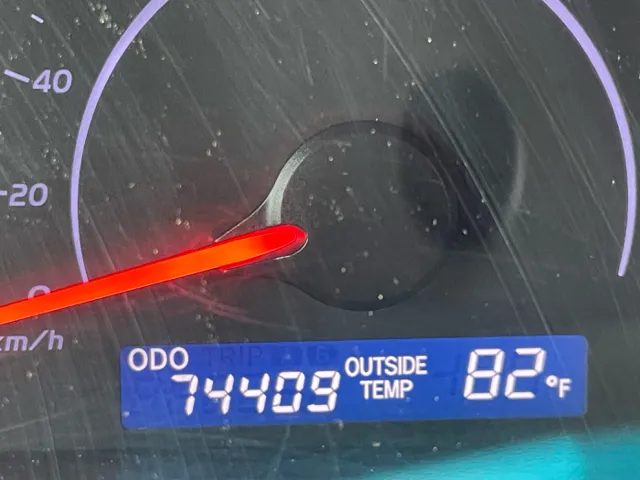 2010 Toyota Camry LE photo 18