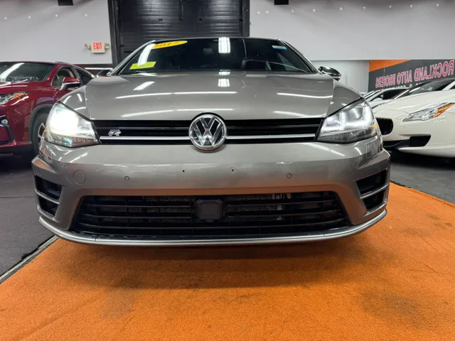 2017 Volkswagen Golf R Base photo 15