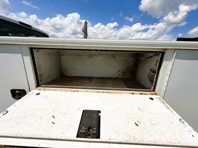 2015 Ford F-350 Super Duty Chassis Cab XLT - Photo 7