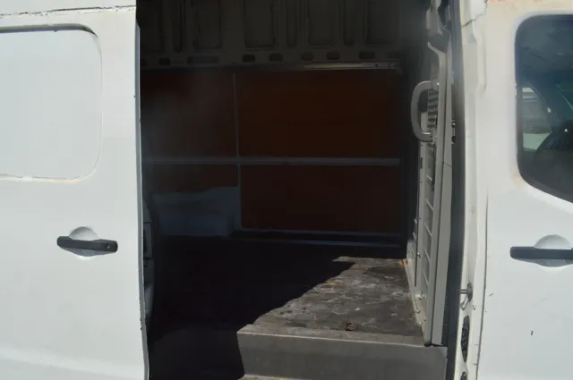 2013 Nissan NV Cargo SV - Photo 17