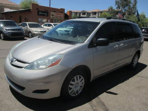 2006 Toyota Sienna's photo