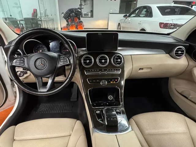 2016 Mercedes Benz C 300 photo 8