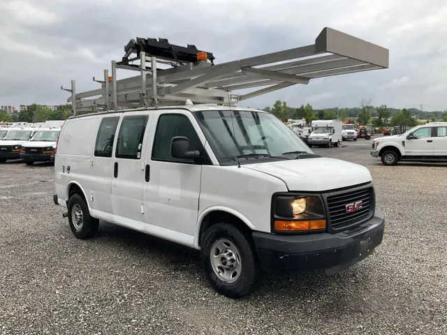 2014 GMC Savana Cargo