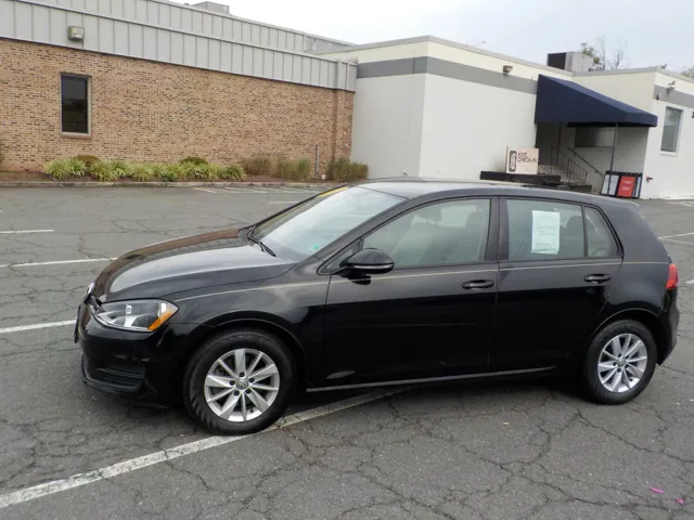 2015 Volkswagen Golf TSI SE photo 3