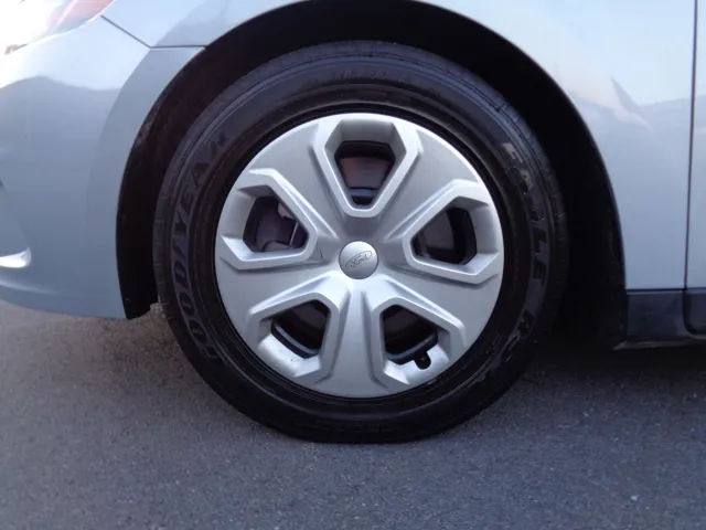 2016 Ford Taurus - Photo 21