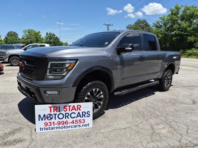 2021 Nissan Titan PRO-4X 4X4 Crew Cab's photo