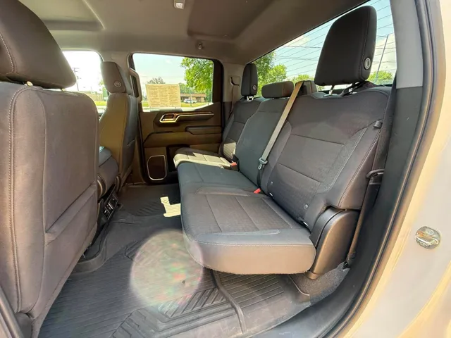 2022 Chevrolet Silverado 1500 LT - Photo 20