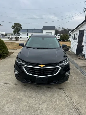 2019 Chevrolet Equinox LS's photo