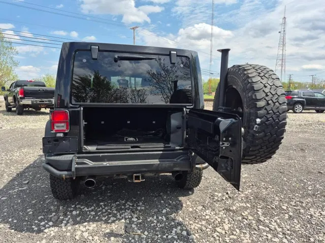 2012 Jeep Wrangler Unlimited Rubicon - Photo 8