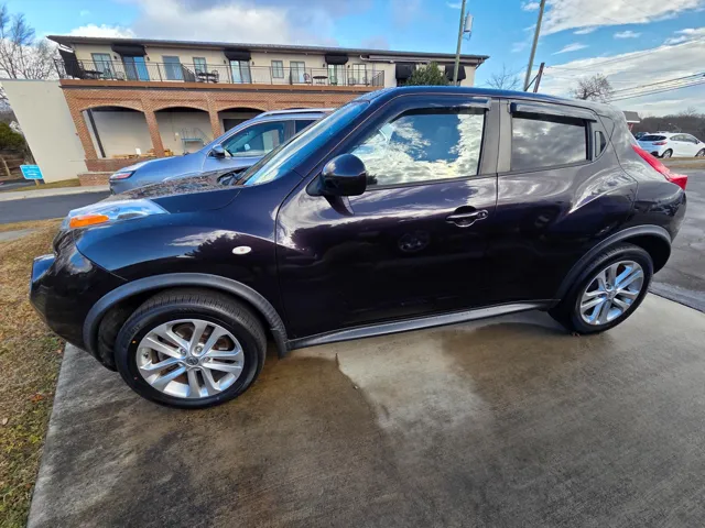 2014 Nissan JUKE SV's photo