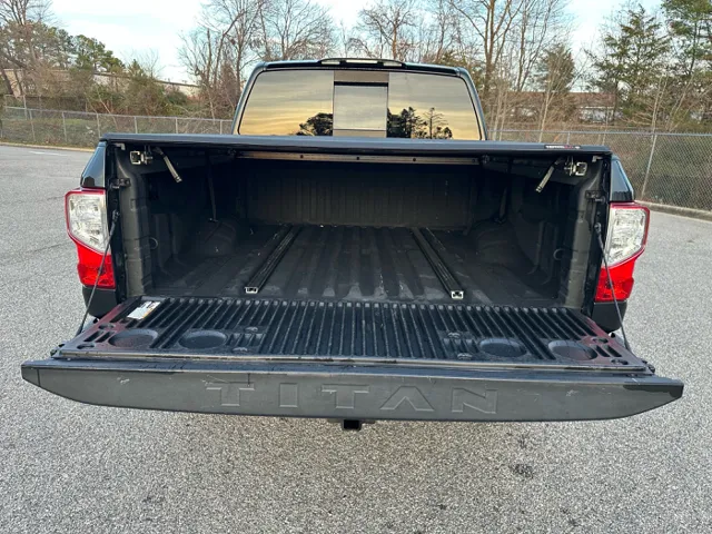 2017 Nissan Titan SL - Photo 30