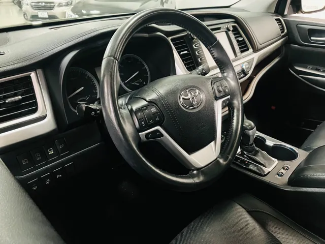 2018 Toyota Highlander Limited photo 15