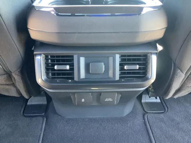2023 Ford F-150 XLT - Photo 18