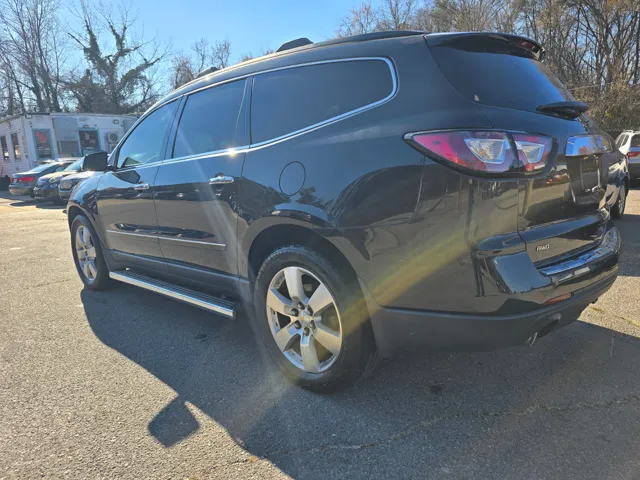 2014 Chevrolet Traverse LTZ photo 2