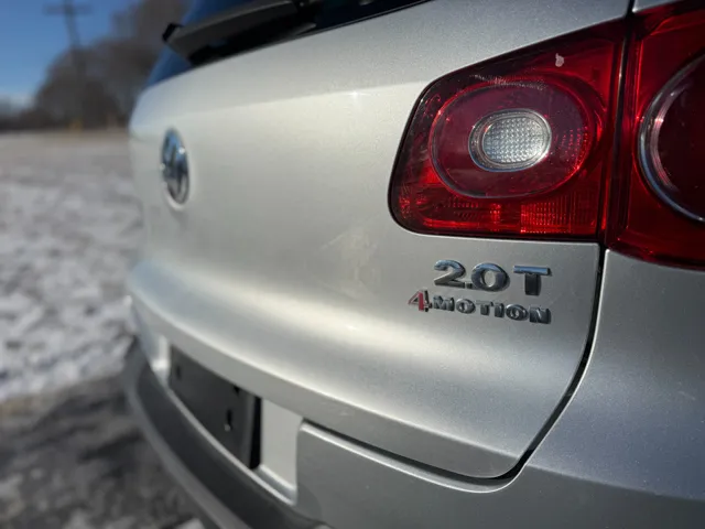 2010 Volkswagen Tiguan SEL - Photo 23