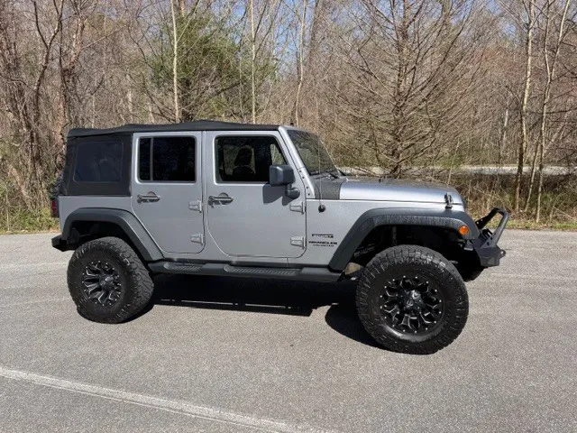 2014 Jeep Wrangler Unlimited Sport - Photo 16