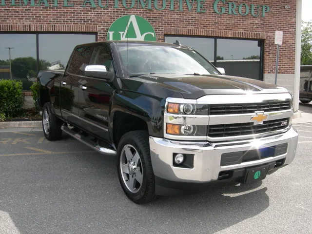 2016 Chevrolet Silverado HD LTZ 4WD Crew Cab Standard Box's photo