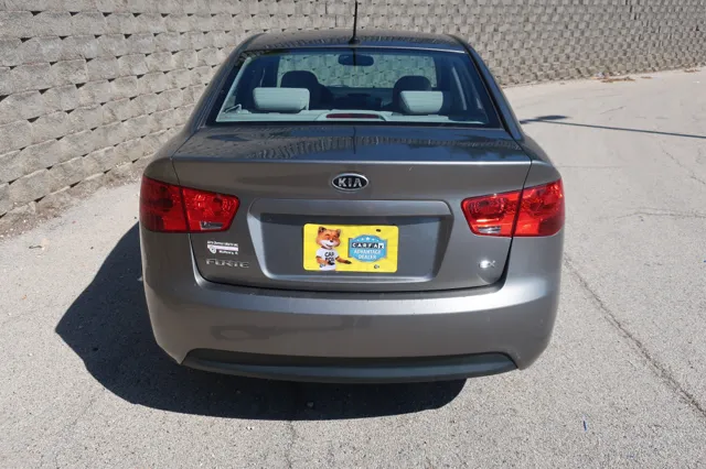 2010 Kia Forte EX - Photo 5