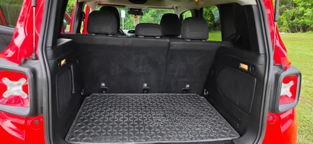 2015 Jeep Renegade Trailhawk - Photo 13