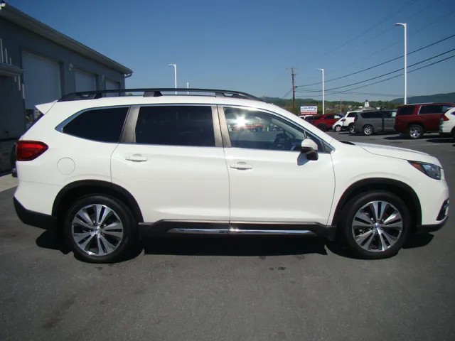 2021 Subaru Ascent Limited 7 Passenger's photo