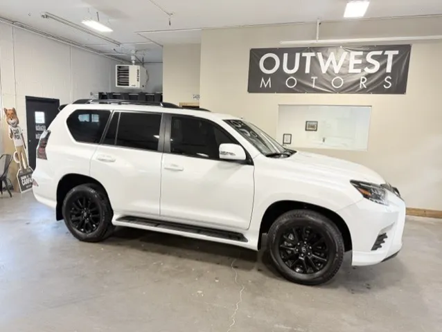 2023 Lexus GX