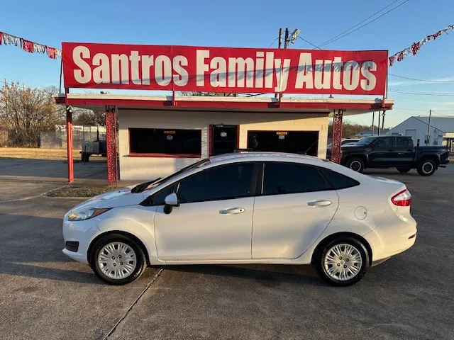 2019 Ford Fiesta S's photo